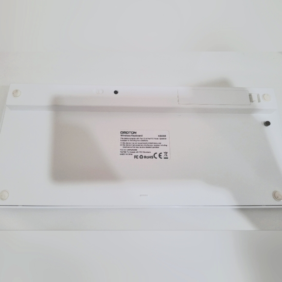 Bluetooth Wireless Keyboard - Picture 2 of 4